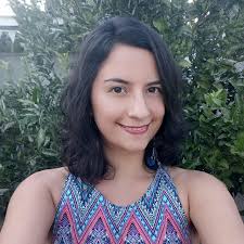 <strong>Carla Fernández – Compradora de Facebook.</strong><em>Pasaba noches dando vueltas en la cama. Ahora descanso profundo, me levanto con energía y siento que mi cuerpo realmente se recupera.</em>